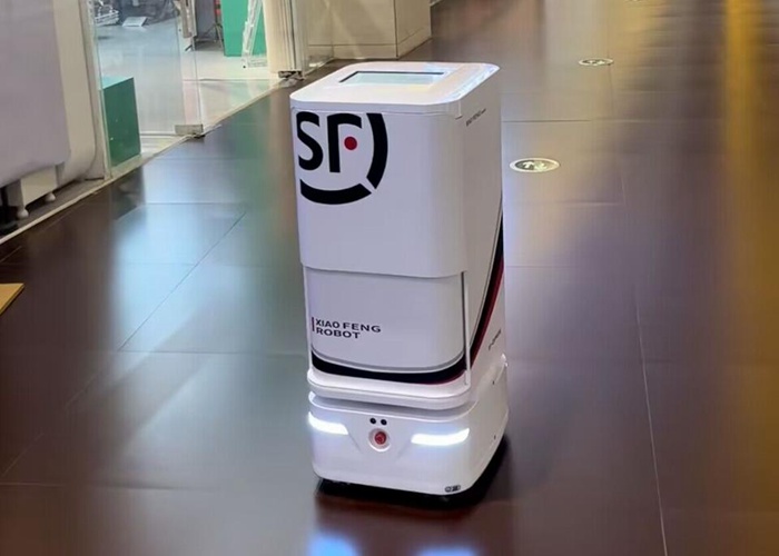 淄博首台智能无人配送机器人投放使用插图1