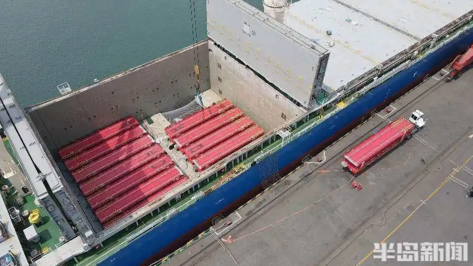 助力智造出海！前5个月青岛港出口车辆同比增长超三成插图1